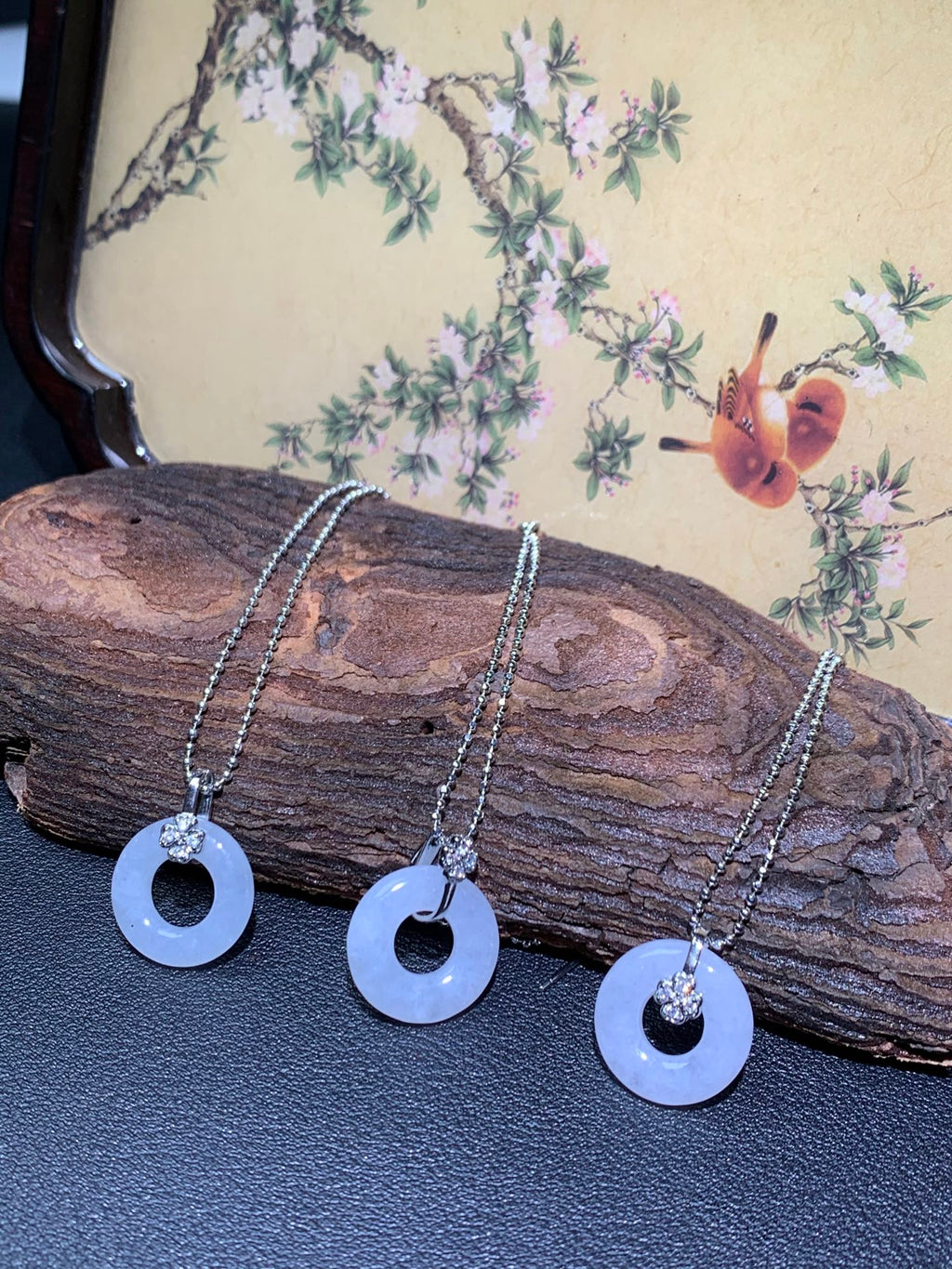 Jade Donut Necklace ~ Alloy size 15mm✖️3mm
