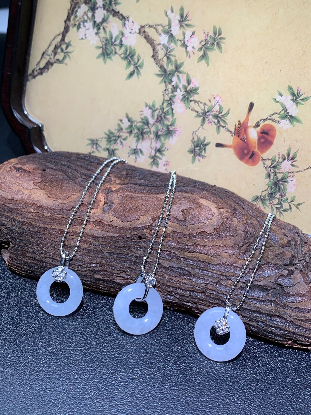 Jade Donut Necklace ~ Alloy size 15mm✖️3mm